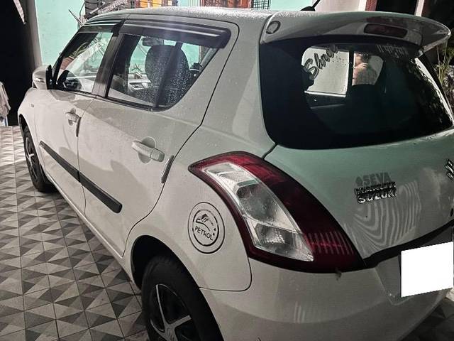 https://images10.gaadi.com/usedcar_image/4611732/original/processed_8d9b90c9-f8af-4cce-a52a-789119f54515.jpeg?imwidth=6402