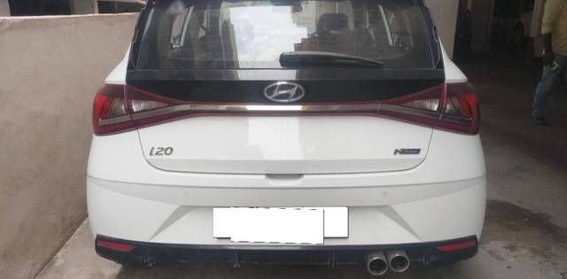 https://images10.gaadi.com/usedcar_image/4611748/original/processed_bf5aa984-d78f-4c3d-b447-201b9d66c86e.jpeg?imwidth=6401