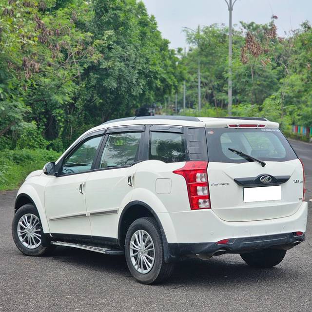 https://images10.gaadi.com/usedcar_image/4611770/original/processed_3811fc45f197d4a7ea592d0f962fdba9.jpg?imwidth=6401