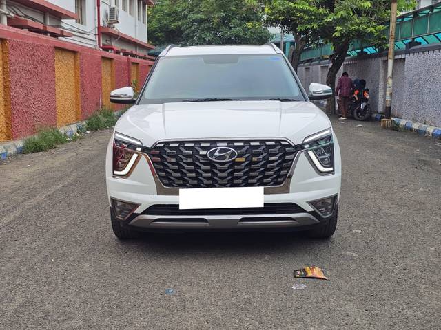 https://images10.gaadi.com/usedcar_image/4611775/original/processed_23b2faf212e272c79577ca681ef51cd5.jpg?imwidth=6400