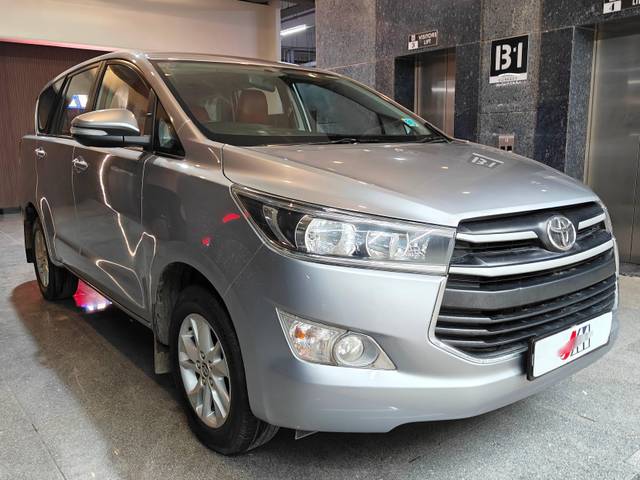 https://images10.gaadi.com/usedcar_image/4611789/original/processed_d6a85fdd0665395013d8366abf4fd295.jpg?imwidth=6400