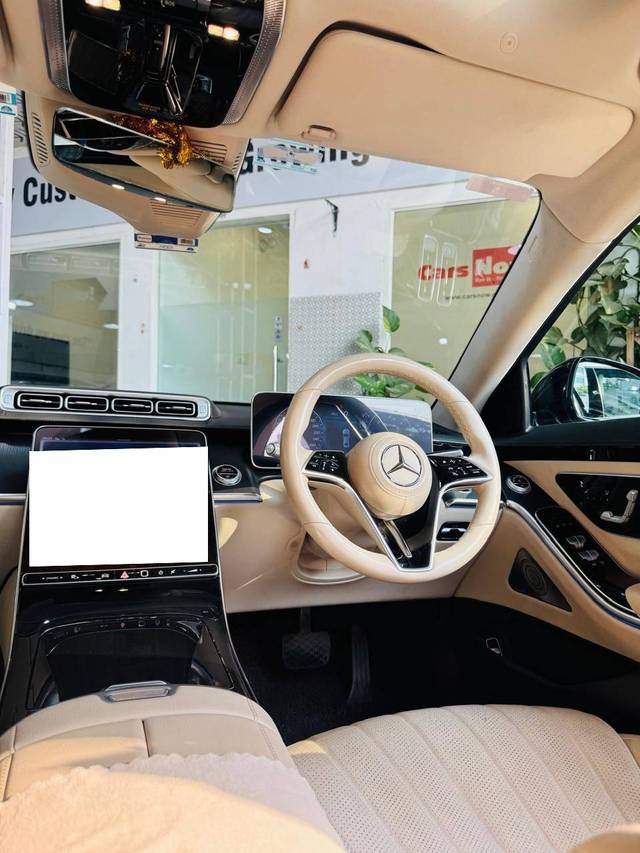 https://images10.gaadi.com/usedcar_image/4611807/original/processed_45fd13a2b66b53c2dd1e4be65535715e.jpg?imwidth=6401