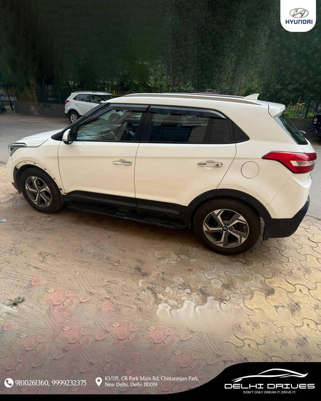 https://images10.gaadi.com/usedcar_image/4611815/original/processed_aa68fa65e03ee9a1cab94f143c65168a.jpeg?imwidth=6402