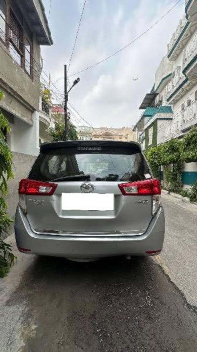 https://images10.gaadi.com/usedcar_image/4611870/original/processed_c010bea2-4295-40fe-b2dc-16f2835490f8.jpeg?imwidth=6401
