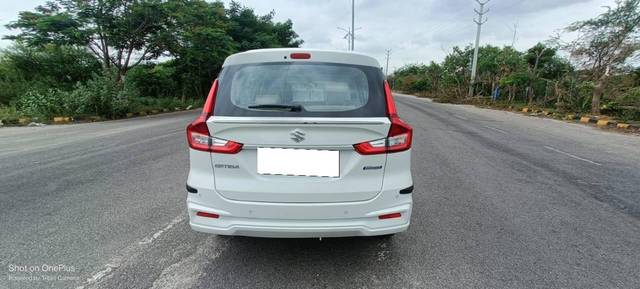 https://images10.gaadi.com/usedcar_image/4611878/original/processed_bb6699c574fc9da804d56b9a8b4b1f35.jpg?imwidth=6402