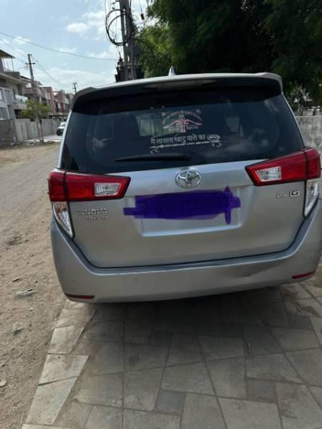 https://images10.gaadi.com/usedcar_image/4611900/original/processed_27fef7f2-2c57-4dad-b598-dfcf24d4141b.jpeg?imwidth=6401