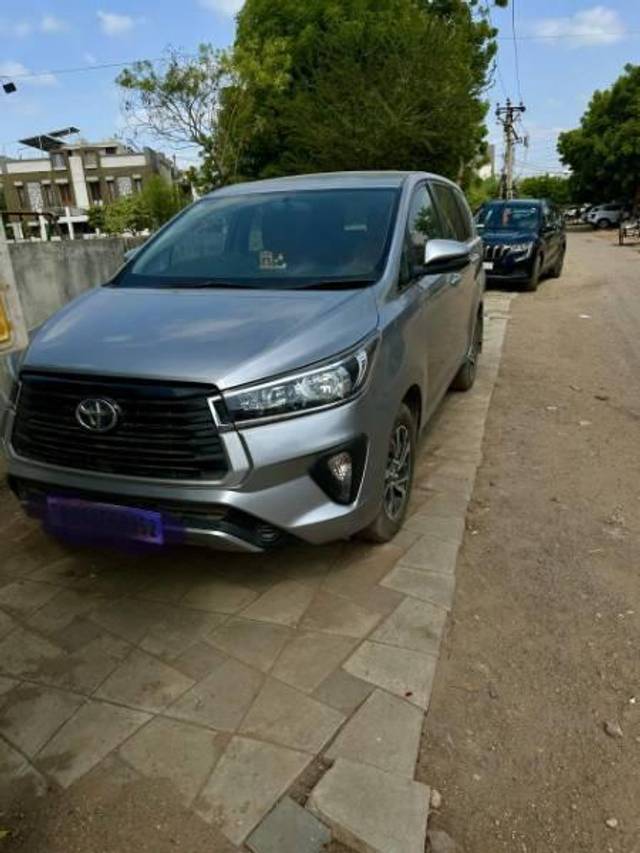https://images10.gaadi.com/usedcar_image/4611900/original/processed_8e00d177-5163-46b9-ab48-4d1bddde3515.jpeg?imwidth=6400