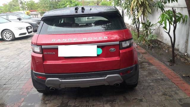 https://images10.gaadi.com/usedcar_image/4611917/original/processed_c97a6070ac9b3c40fe0c643c19823656.jpg?imwidth=6402