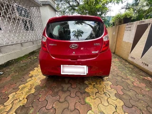https://images10.gaadi.com/usedcar_image/4611922/original/processed_processed_dcf3d806-89b5-4b89-b70f-8c973ec97396.jpeg?imwidth=6401