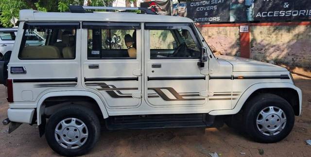 https://images10.gaadi.com/usedcar_image/4611929/original/processed_2af63ff292194ebc1603a2f0ea3f4385.jpg?imwidth=6401