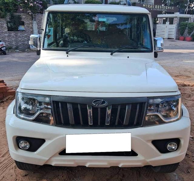 https://images10.gaadi.com/usedcar_image/4611929/original/processed_8ba29628ebe8c8b0ef489b345c25cedd.jpg?imwidth=6400