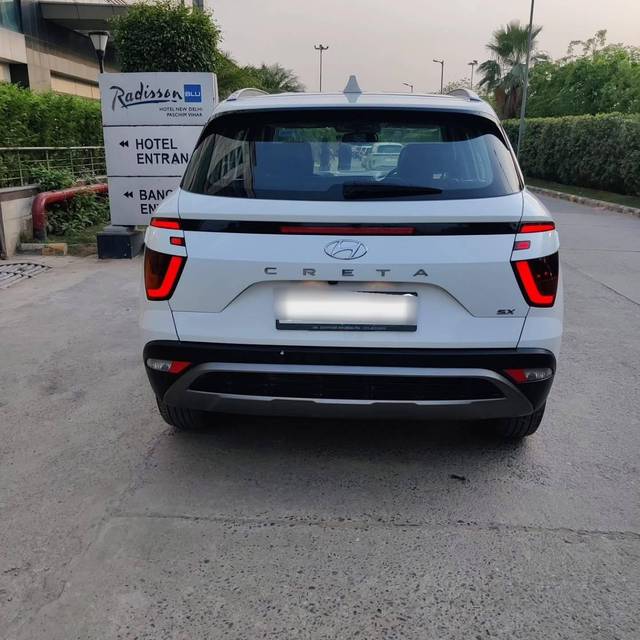 https://images10.gaadi.com/usedcar_image/4611933/original/processed_d603e36b730d1a1f76ac29c3bf0b6cac.jpeg?imwidth=6401