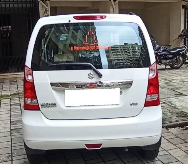 https://images10.gaadi.com/usedcar_image/4611961/original/processed_86f3a0a1-b66f-4853-aeef-239583cb8003.jpg?imwidth=6402