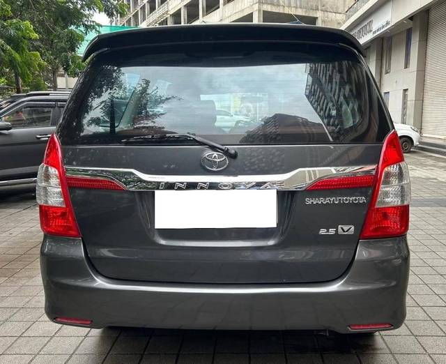https://images10.gaadi.com/usedcar_image/4612005/original/processed_52fdf0bdc5c2b2ca8f844d9304c2f55b.jpg?imwidth=6402