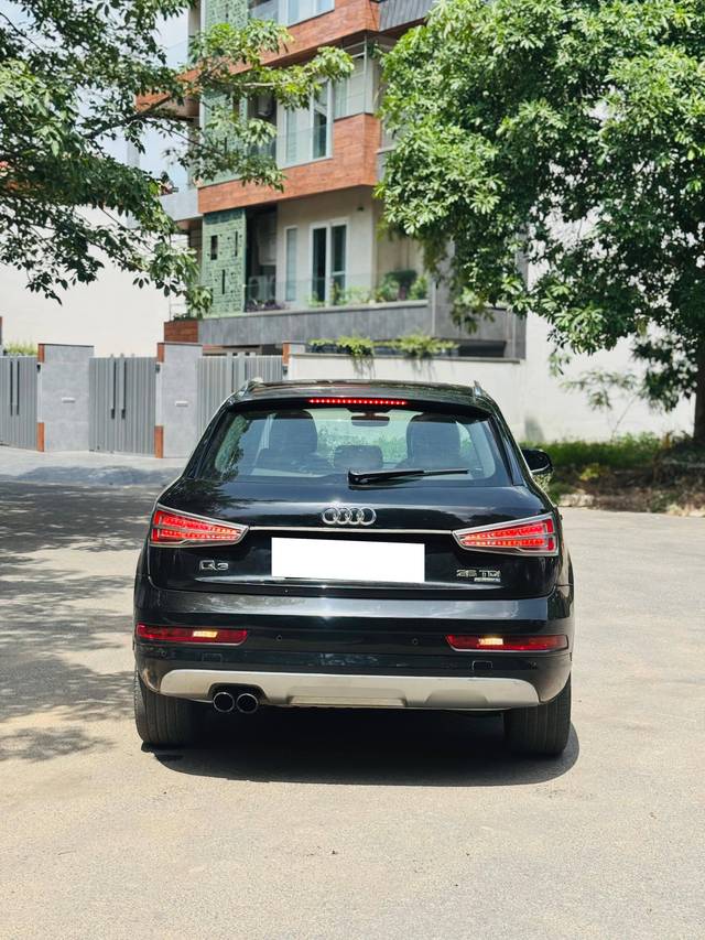 https://images10.gaadi.com/usedcar_image/4612021/original/processed_97da93fdbf2dbe6c844892eca239f4c5.jpg?imwidth=6401