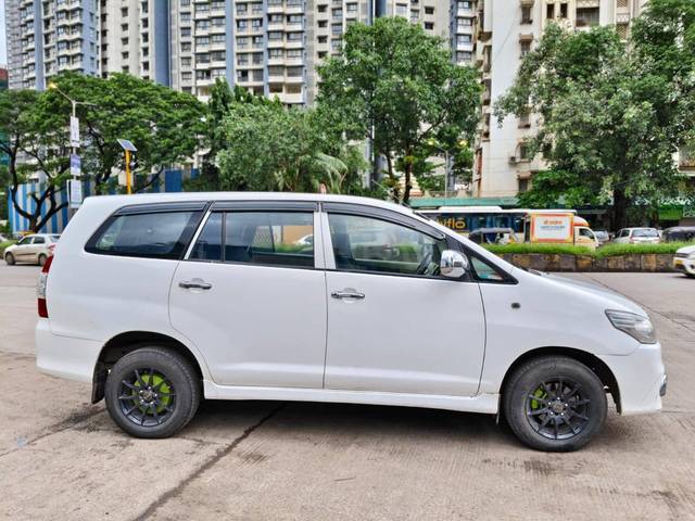 https://images10.gaadi.com/usedcar_image/4612043/original/processed_3292d32acb0bd520d31b661e27a80f58.jpg?imwidth=6401