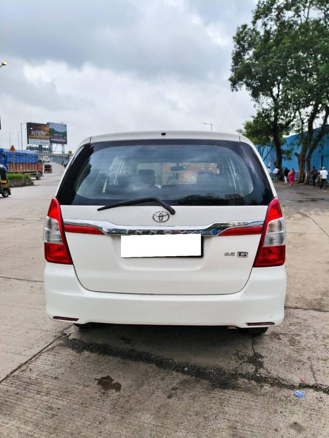 https://images10.gaadi.com/usedcar_image/4612043/original/processed_f6a339e607b58bceca67f0ecd496804d.jpg?imwidth=6402