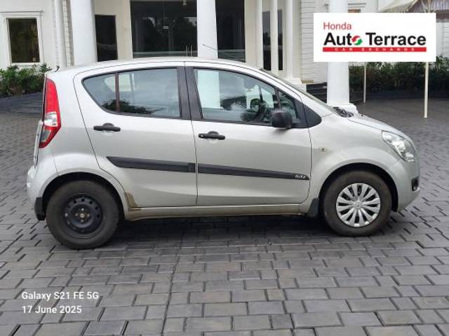 https://images10.gaadi.com/usedcar_image/4612065/original/526e358aa9f9ec049da502a17bba3148.jpg?imwidth=6400
