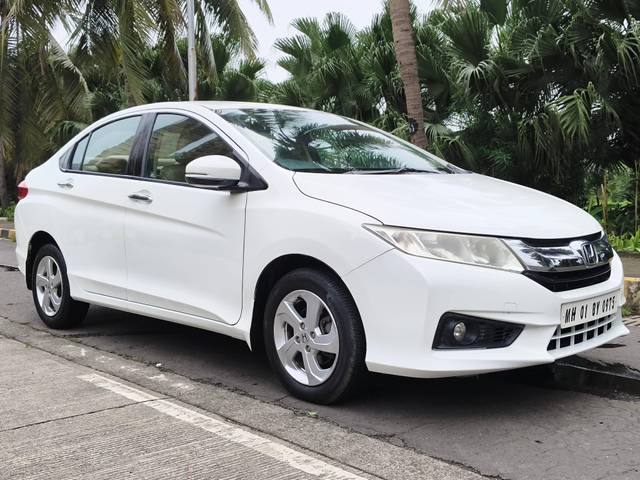 https://images10.gaadi.com/usedcar_image/4612069/original/processed_78356915dd7ac280edefd968521ef145.jpg?imwidth=6400