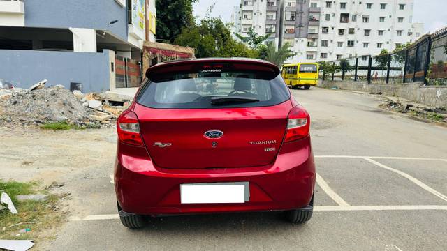 https://images10.gaadi.com/usedcar_image/4612078/original/processed_87d1a307de3569012ed4a28672df4a16.jpg?imwidth=6402
