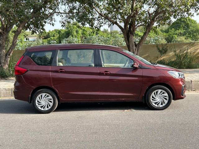 https://images10.gaadi.com/usedcar_image/4612082/original/28e4cf251ac3b0d0e4a6cc69d548af4c.jpg?imwidth=6401