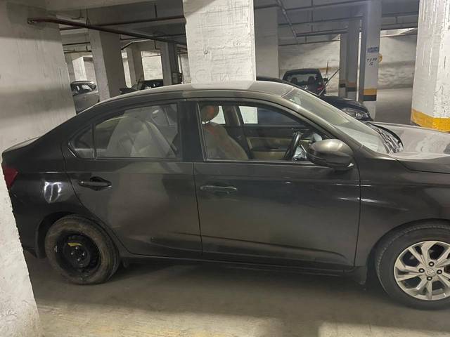 https://images10.gaadi.com/usedcar_image/4612132/original/processed_8a7351b7-eb7d-47c5-afe0-6b751e621641.jpg?imwidth=6400