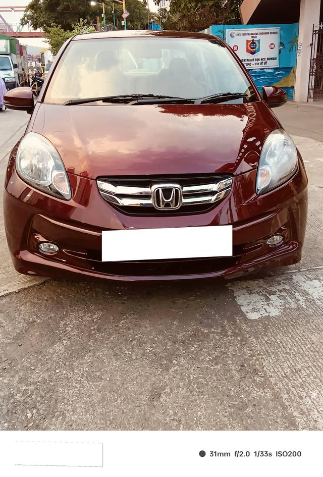 https://images10.gaadi.com/usedcar_image/4612143/original/processed_1a46bc53e0b9629c472a75bb6c0deabb.jpeg?imwidth=6400