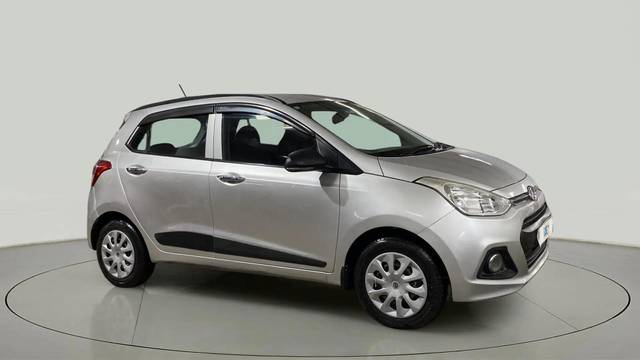https://images10.gaadi.com/usedcar_image/4612144/original/f96d556143a4bb9556d58cab3b6391ea.jpg?imwidth=6400