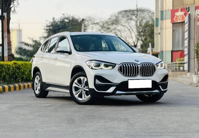 https://images10.gaadi.com/usedcar_image/4612155/original/processed_f6d83de39f22317d95a51b8f866175f0.jpg?imwidth=6400