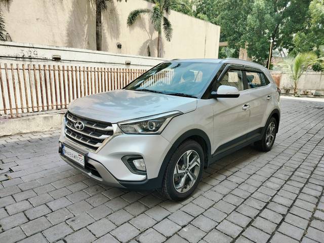 https://images10.gaadi.com/usedcar_image/4612160/original/6e545b95678c5dbf2f088bd4d7039657.jpeg?imwidth=6402
