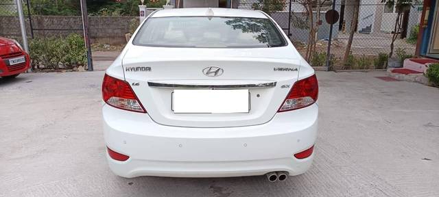 https://images10.gaadi.com/usedcar_image/4612168/original/processed_517c0c76635127732c1858b11c42e41a.jpg?imwidth=6402