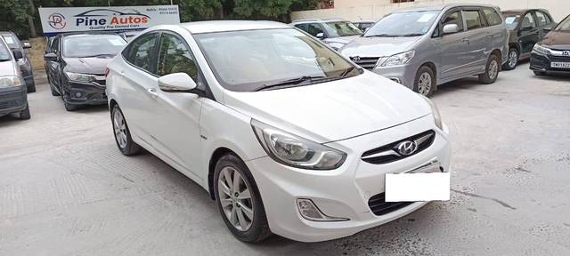 https://images10.gaadi.com/usedcar_image/4612168/original/processed_af8d4b159b4481dade28a3971ceb5483.jpg?imwidth=6400