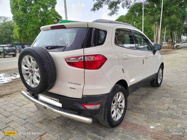 https://images10.gaadi.com/usedcar_image/4612170/original/processed_8b6c394318a313cabad1cbc5835e6e9e.jpg?imwidth=6402