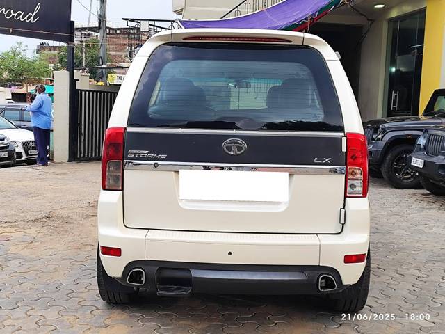 https://images10.gaadi.com/usedcar_image/4612185/original/processed_261c49ede4565a039f6de54a2a85369a.jpeg?imwidth=6401