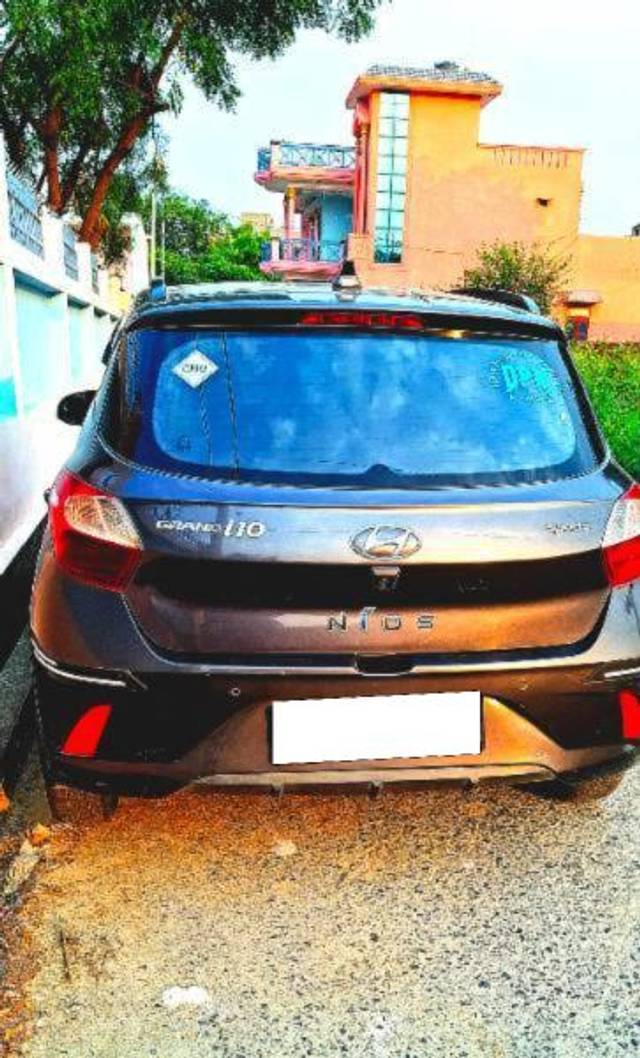 https://images10.gaadi.com/usedcar_image/4612207/original/processed_d8243bc8-fde0-43af-95da-85280b946ebd.jpg?imwidth=6401