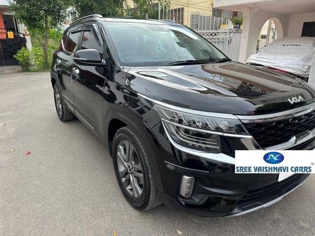 https://images10.gaadi.com/usedcar_image/4612291/original/processed_8f70fd5e124f7890e83d2a4bd1d82f7a.jpg?imwidth=6400