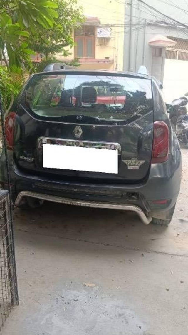 https://images10.gaadi.com/usedcar_image/4612310/original/processed_065cd057-81a9-449c-abf6-ae04c356aad0.jpeg?imwidth=6401
