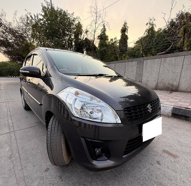 https://images10.gaadi.com/usedcar_image/4612367/original/processed_133b94e3ce46fda5d660d40e25fe406f.jpg?imwidth=6400