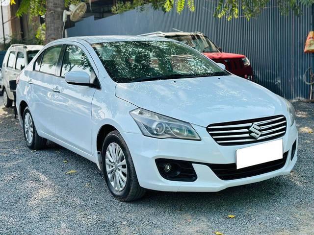 https://images10.gaadi.com/usedcar_image/4612369/original/processed_631cd7b5-0e17-45b1-b42d-82fff27839f8.jpg?imwidth=6400