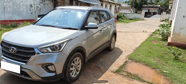 https://images10.gaadi.com/usedcar_image/4612382/original/processed_7e089817-e752-469a-ae30-5f201ba0362f.jpg?imwidth=6402