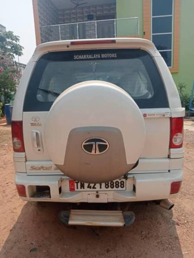 https://images10.gaadi.com/usedcar_image/4612390/original/processed_e86a5bc0-61b6-42bb-b4cd-e6d1cddcf864.jpeg?imwidth=6402