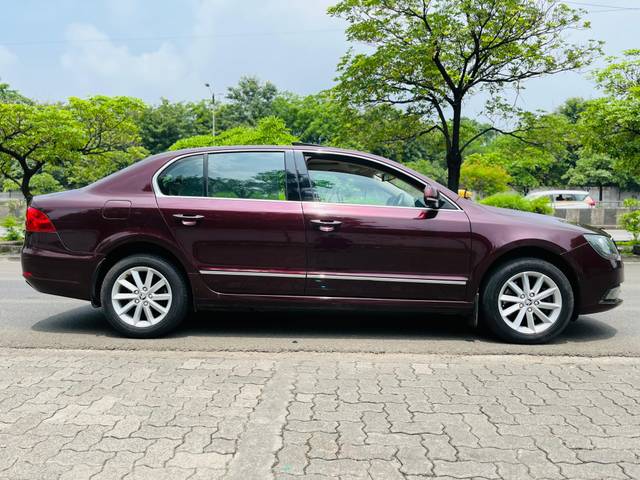 https://images10.gaadi.com/usedcar_image/4612398/original/6e90f3432cbbb21fc97b181d42d4c1c3.jpg?imwidth=6401