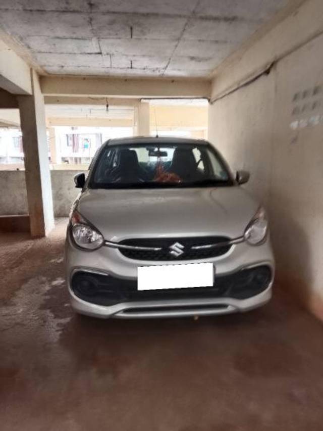 https://images10.gaadi.com/usedcar_image/4612443/original/processed_fb923d39-8900-48c3-acdc-6175f0d16ef7.jpg?imwidth=6401