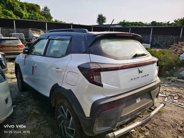 https://images10.gaadi.com/usedcar_image/4612452/original/processed_bab9164a-2c55-48d5-a708-83f5a27dad2b.jpg?imwidth=6401