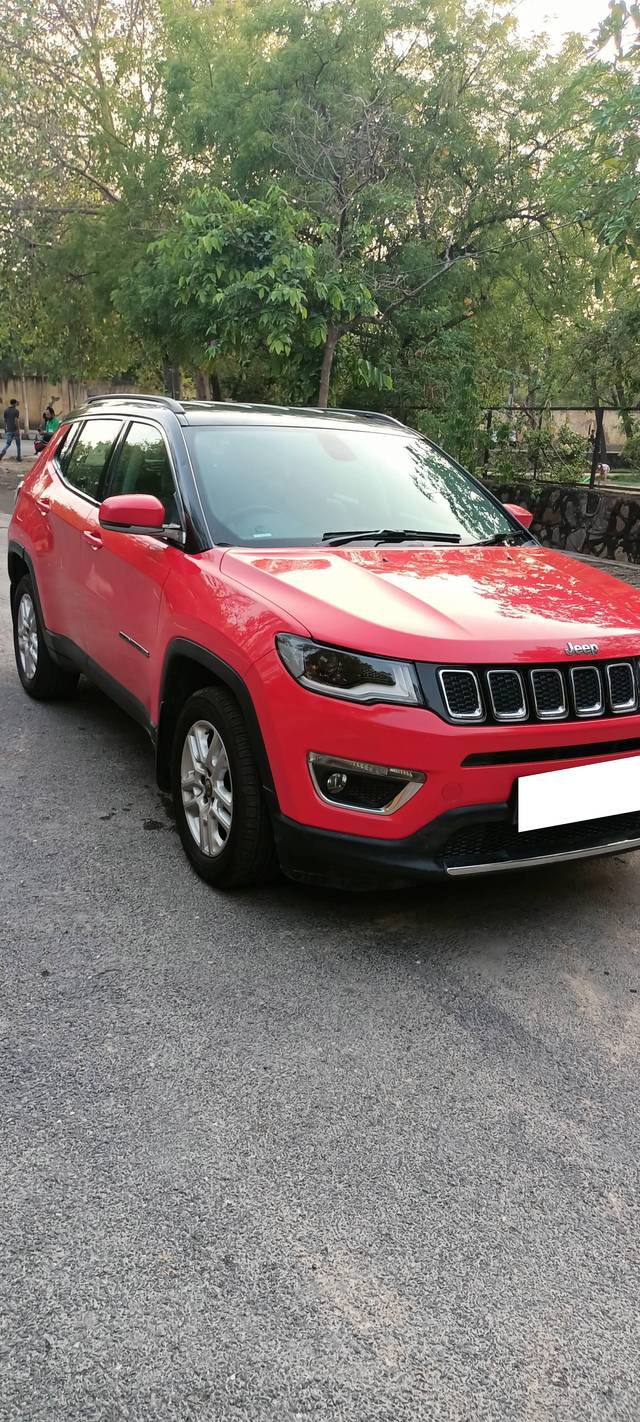 https://images10.gaadi.com/usedcar_image/4612462/original/processed_e6d645df-9b99-40fa-ba0e-d2825cf2cdd2.jpg?imwidth=6400