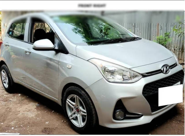 https://images10.gaadi.com/usedcar_image/4612463/original/42aae452-ec8a-4bd6-94a0-e5a69e3ca88b.png?imwidth=6400