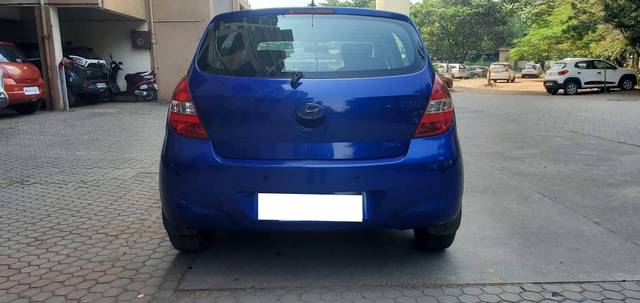 https://images10.gaadi.com/usedcar_image/4612483/original/processed_de55ae9ca40d183f1f8e0ea9bae5800b.jpg?imwidth=6401