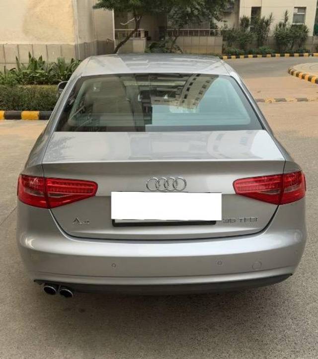 https://images10.gaadi.com/usedcar_image/4612541/original/processed_bc3cbe1b-0af7-41c4-b277-086796d2ba85.jpeg?imwidth=6402