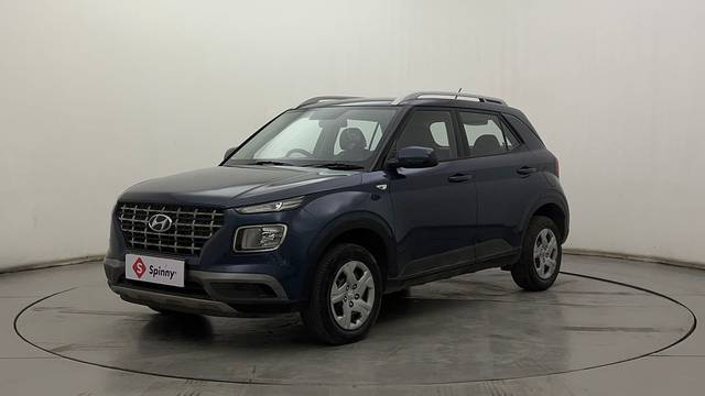 https://images10.gaadi.com/usedcar_image/4612712/original/1700736b9dda277efb479a06b6d23254.JPG?imwidth=6400