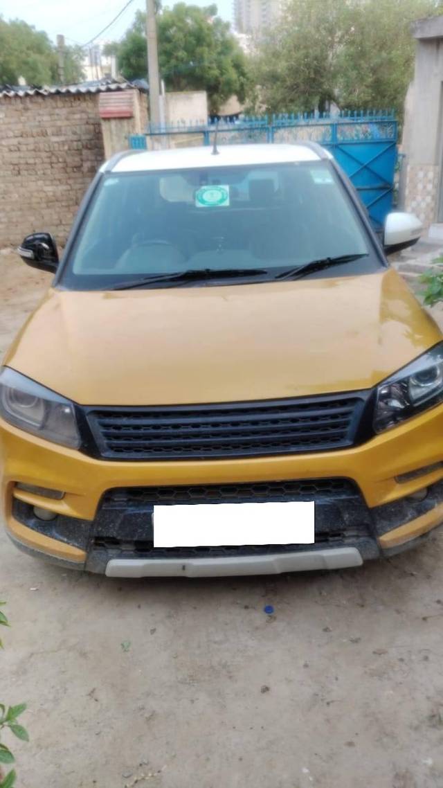 https://images10.gaadi.com/usedcar_image/4612750/original/processed_1ab146cc-9d88-4088-a79a-02a8741fc52d.jpg?imwidth=6400